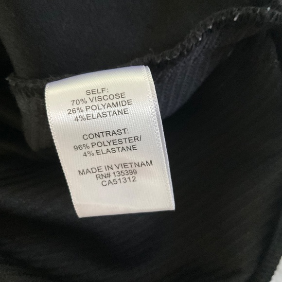 The Base Brand Assymetrical Zip Fitted Black Jacket Active Sportswear Athleisure - Picture 4 of 9